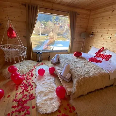 Marashi Πανσιόν Theth