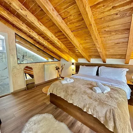 Marashi Guest house