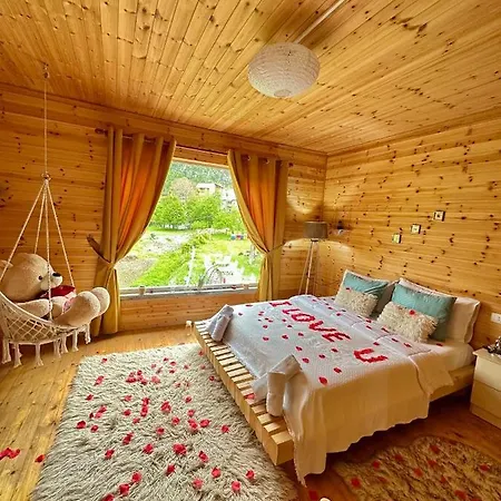 Marashi Guest house